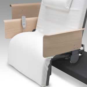 Bedrail in oak veneer